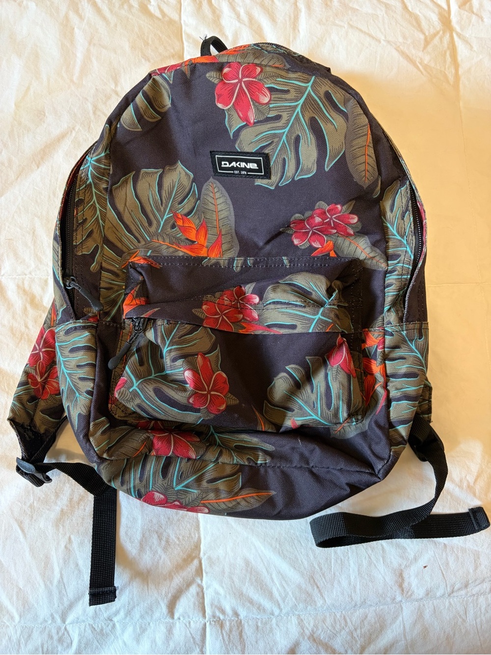 DAKINE- 365 12 L mini Backpack in the iconic tropical "Jungle Palm" pattern.
